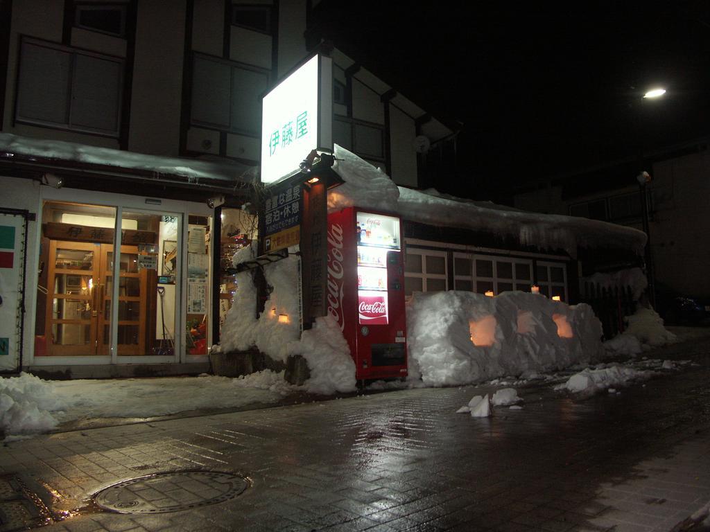 伊藤屋 Hotel Yamagata  Buitenkant foto