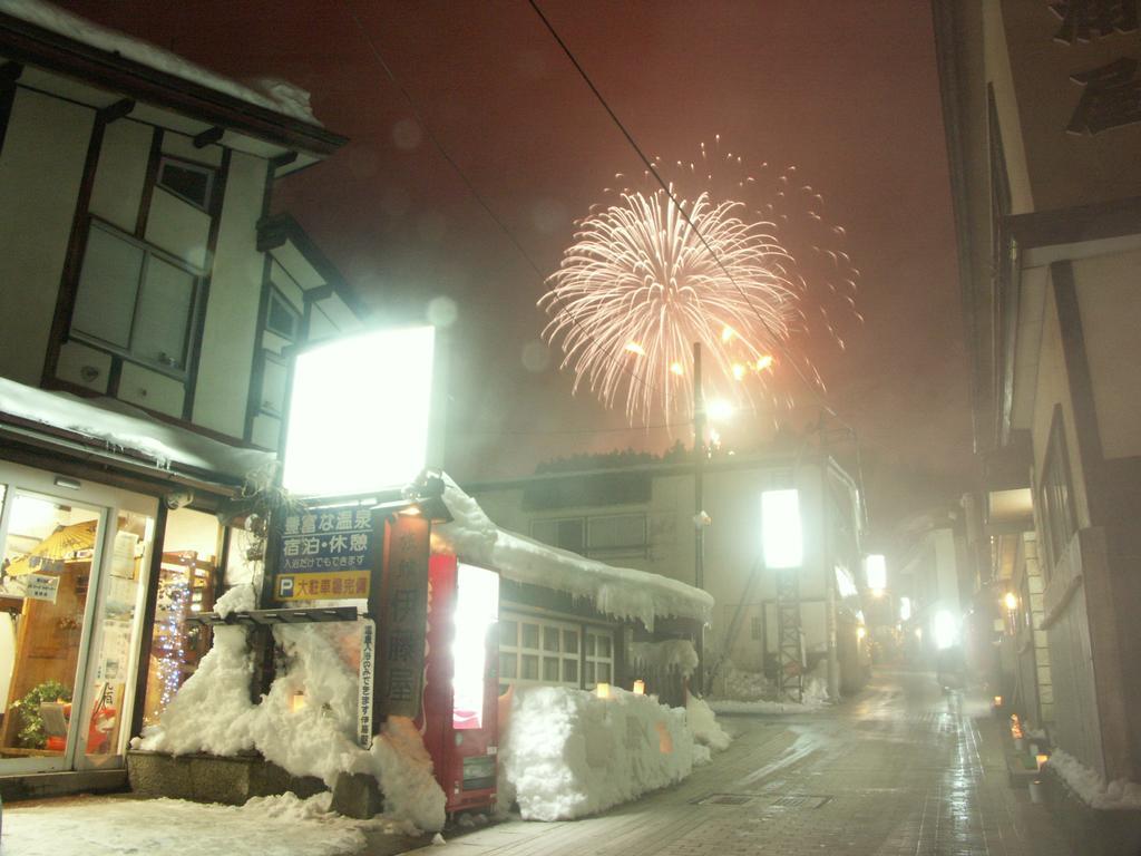 伊藤屋 Hotel Yamagata  Buitenkant foto